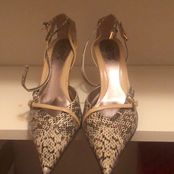 Carlos  by Carlos Santana snakeskin heels. - Picture 1 of 6